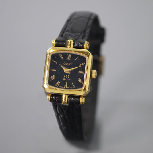 OLD Gucci クロコバンド スクエア腕時計（黒）