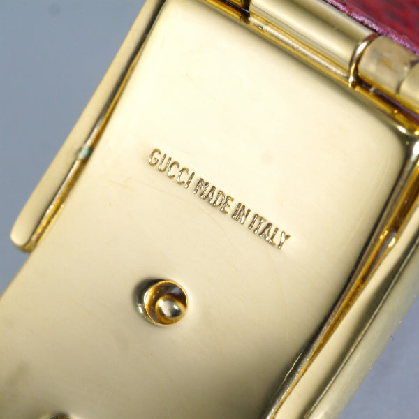 OLD Gucci　ベルトモチーフ リザードレザーバングル（赤）