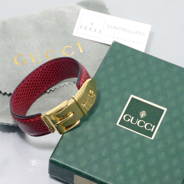 OLD Gucci　ベルトモチーフ リザードレザーバングル（赤）