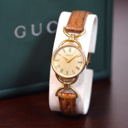 OLD Gucci サイドビッド腕時計（キャメル）