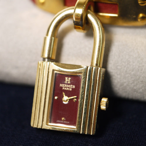 HERMES　ケリーウオッチ（赤）