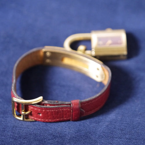 HERMES　ケリーウオッチ（赤）