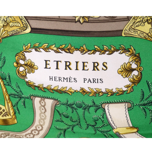 HERMES　大判カレ　スカーフETRIERS（緑）