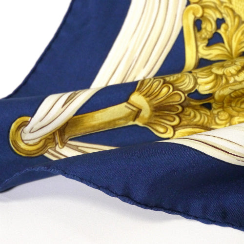 HERMES　大判カレ　スカーフETRIERS（青）