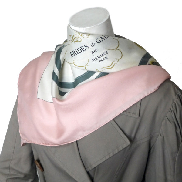 HERMES　大判カレ　スカーフBRIDESdeGALA （ピンク）