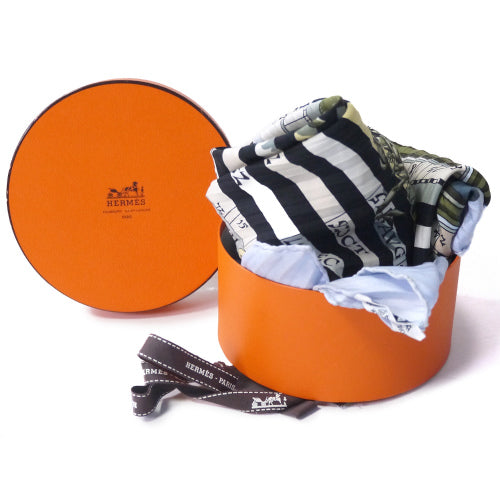 HERMES　プリーツスカーフ90「占星術」（青系）