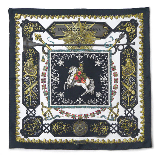 HERMES　ミニカレ スカーフLVDOVICVS MAGNVS（黒系/白い馬に跨ったルイ14世 ）