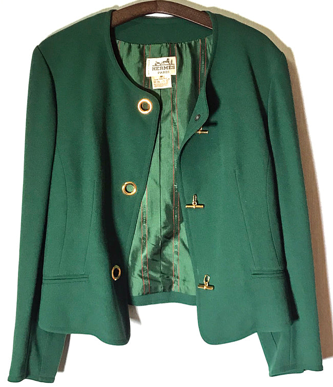 HERMES マンテル留具スカートスーツ(緑）