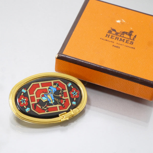 HERMES　エマイユブローチ "騎士"（ゴールド）