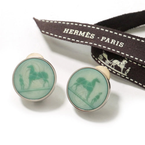 HERMES　イヤリング（ペールグリーン）