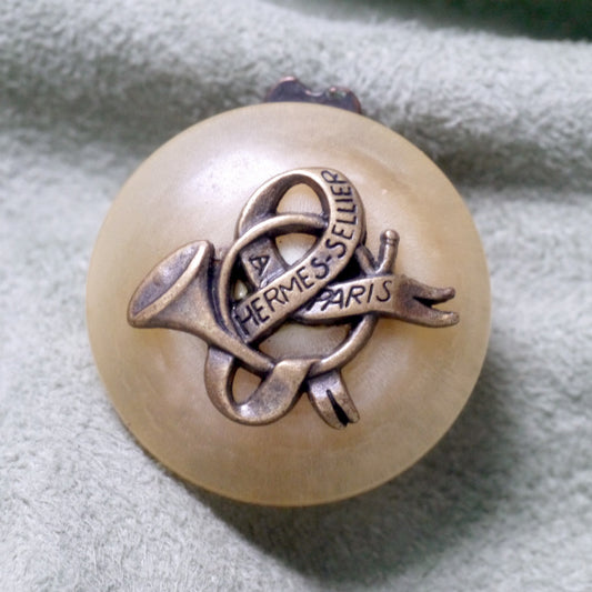 HERMES　ホルンモチーフ イヤリング（バッファローホーン）