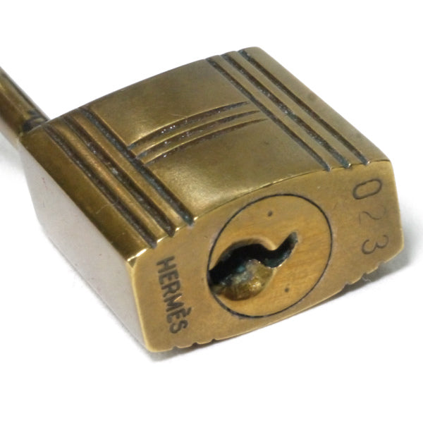 HERMES　ヴィンテージケリー28 内縫い ボックスカーフ（ルージュ）