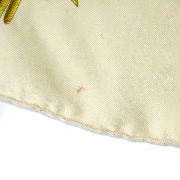 HERMES　大判カレ90スカーフ Poste et Cavalerie（アイボリー/サーベル飾り袋）