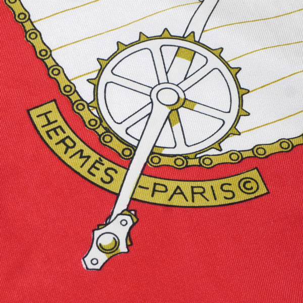 HERMES　大判カレ90スカーフ LES BECANES（赤系/自転車）