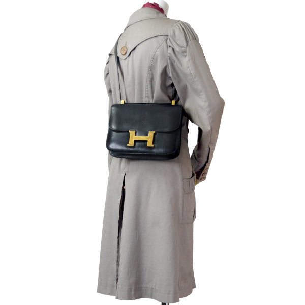 HERMES70sコンスタンス23ボックスカーフ（黒）