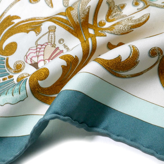 HERMES　ミニカレ スカーフCheval Turc.（水色/トルコの馬 ）