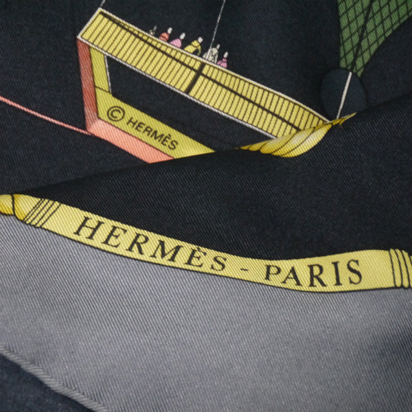 HERMES　大判カレ90スカーフ LES FOLIES DU CIEL（大空の狂気）
