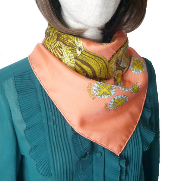 HERMES　大判カレ90スカーフ （オレンジ系）