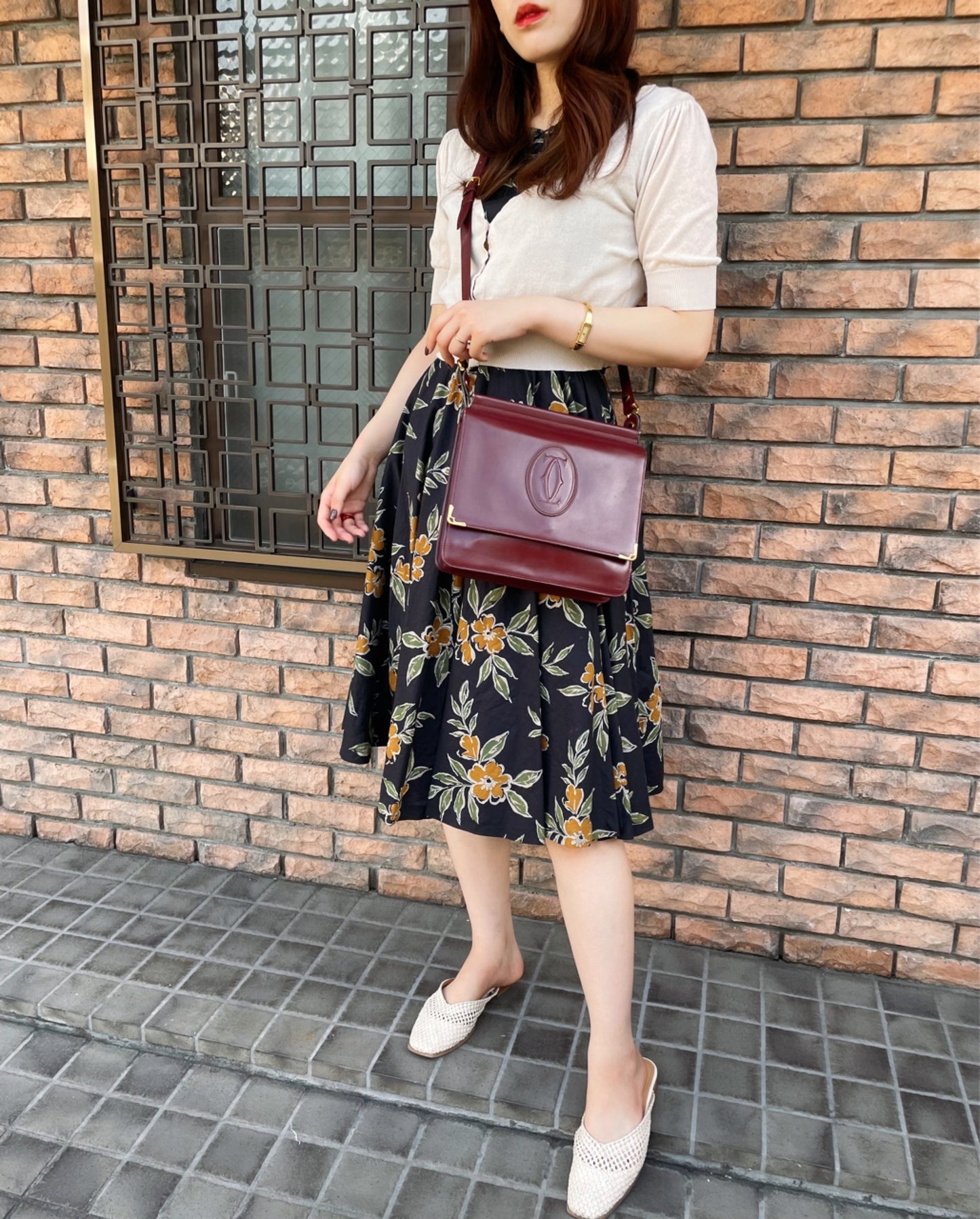 Cartier　マストライン ビッグロゴエンボスショルダー（ボルドー）