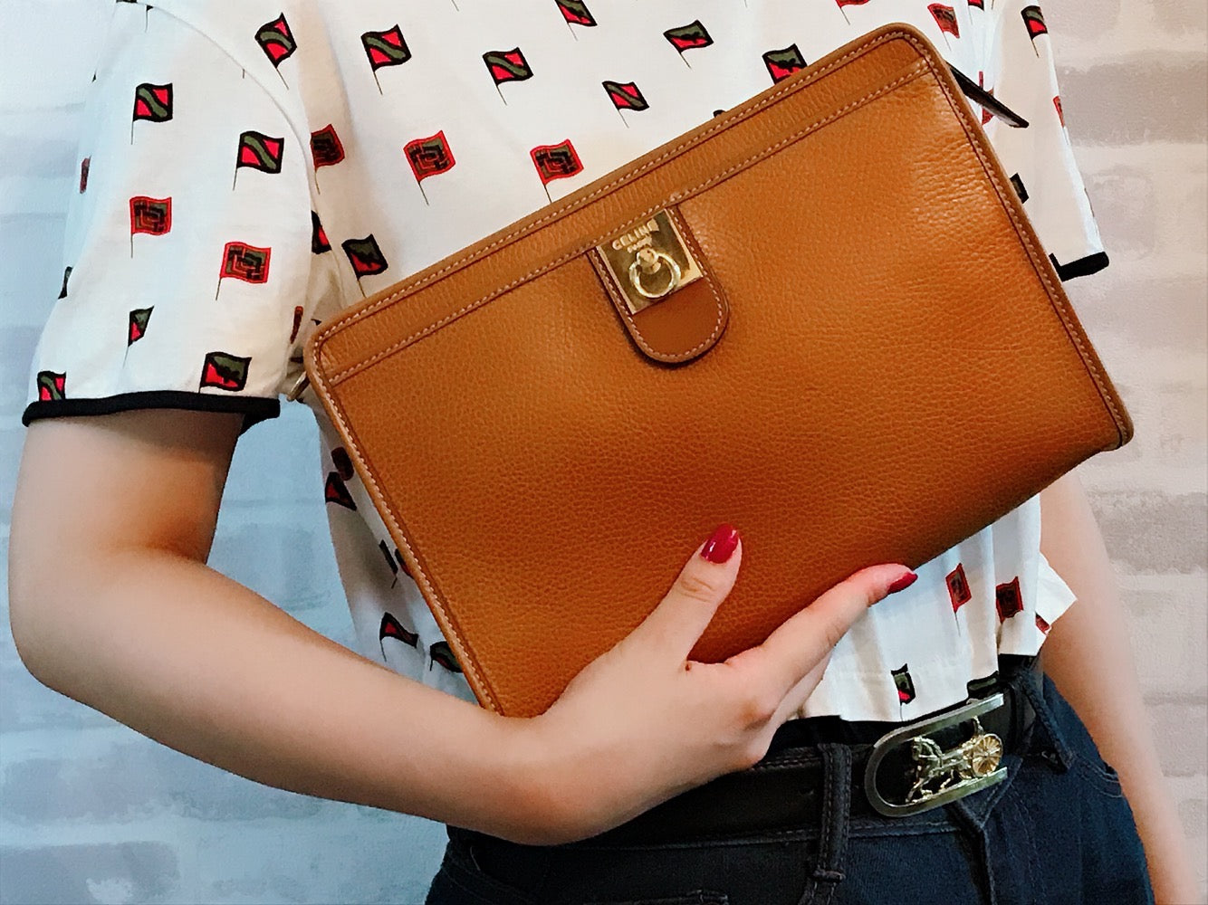 OLD CELINE　型押しレザー クラッチバッグ（キャメル）