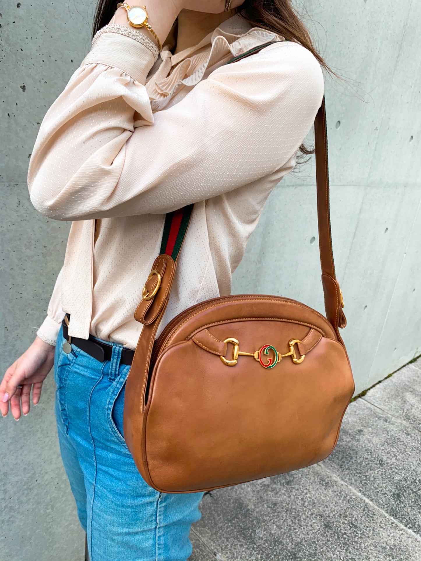 OLD Gucci　激レア!!ビット金具レザーシェリーショルダー（飴色）