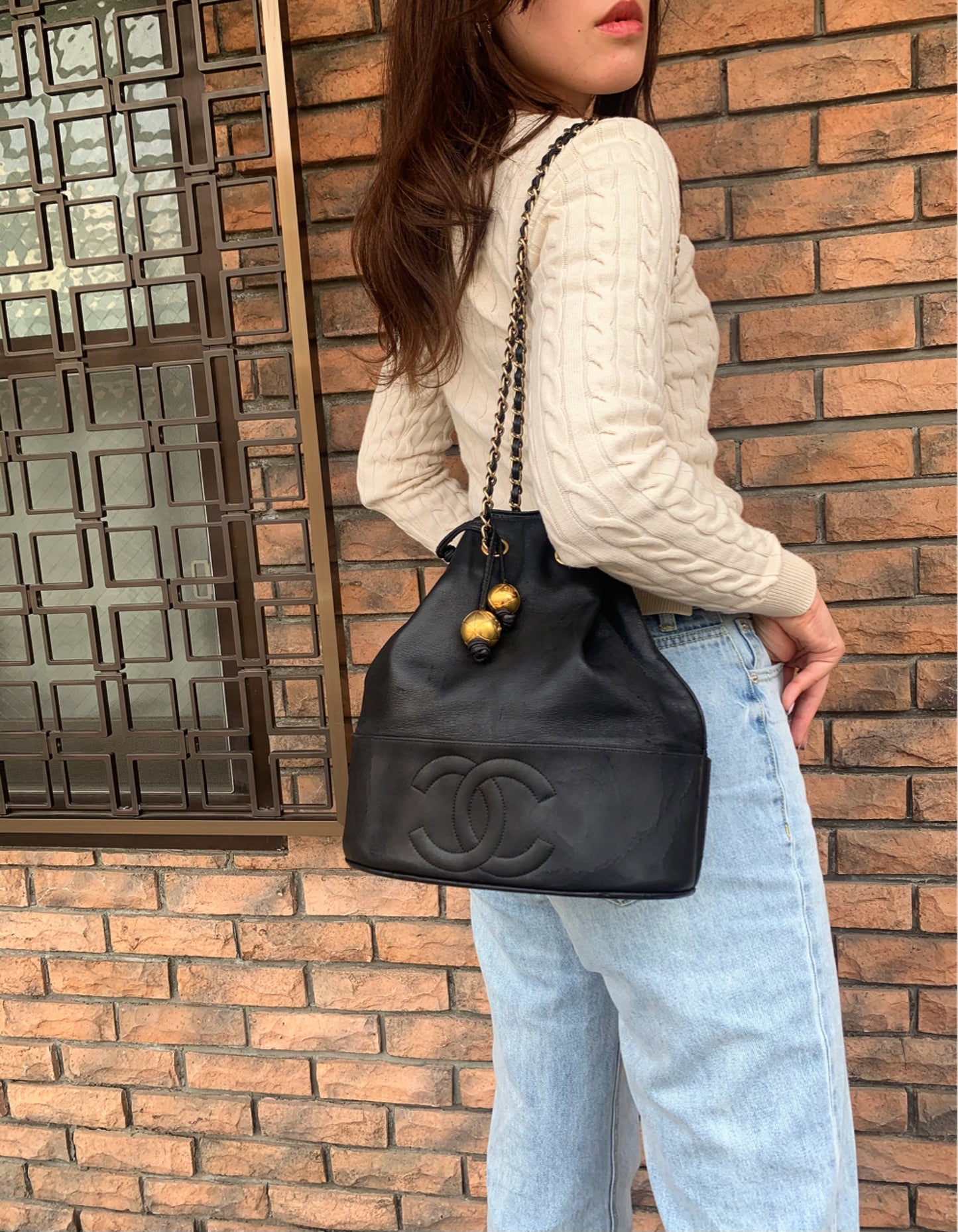 OLD CHANEL　ココマークステッチ巾着Wチェーンショルダー（黒）