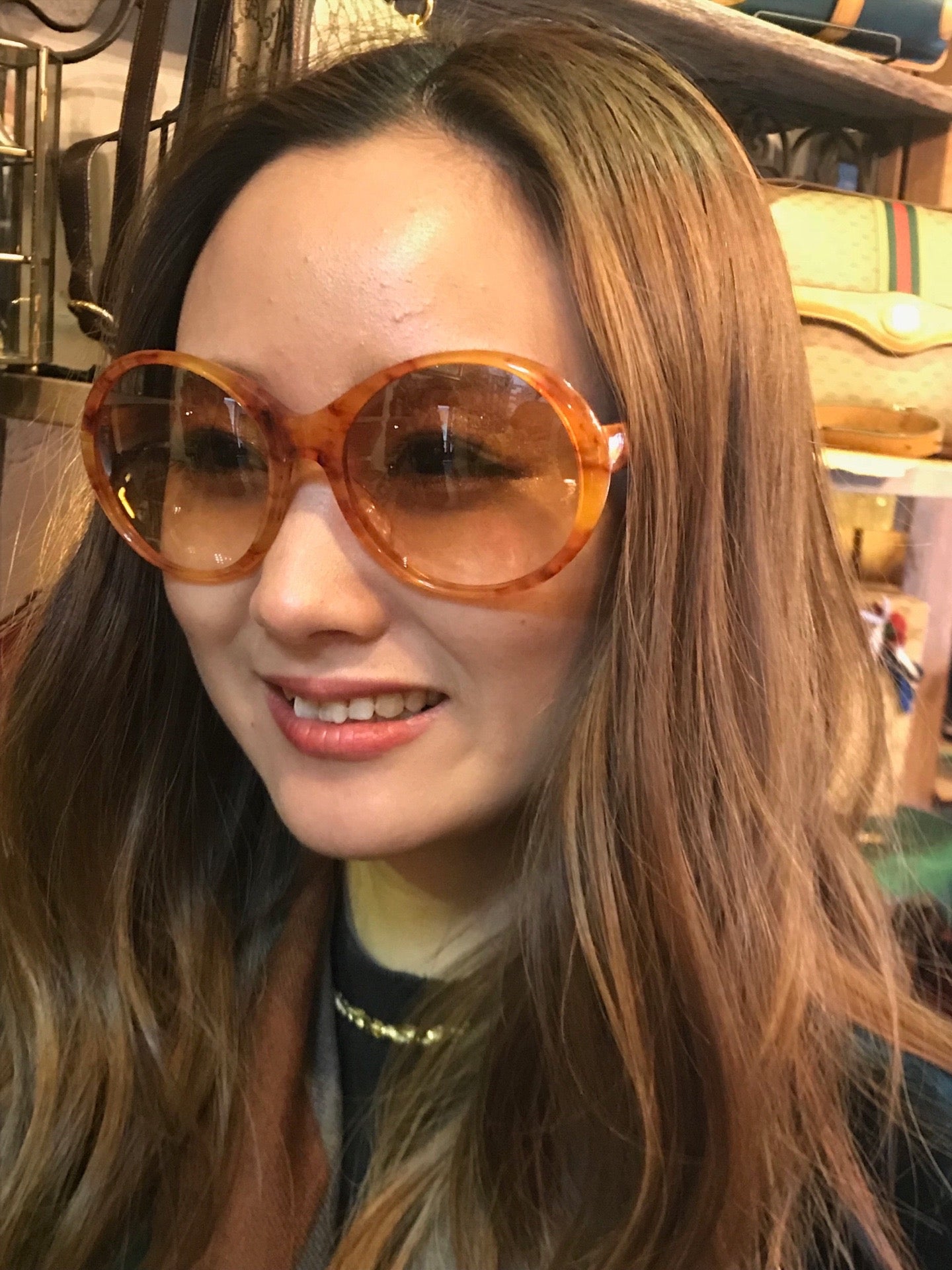 Roberta べっ甲フレームサングラス（ケース付）