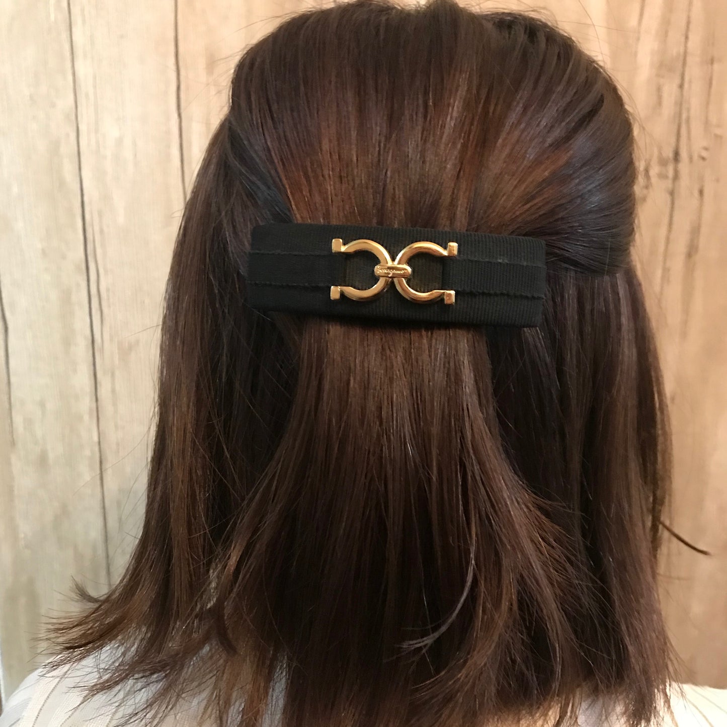 Salvatore Ferragamo　ガンチーニ金具バレッタ（黒）