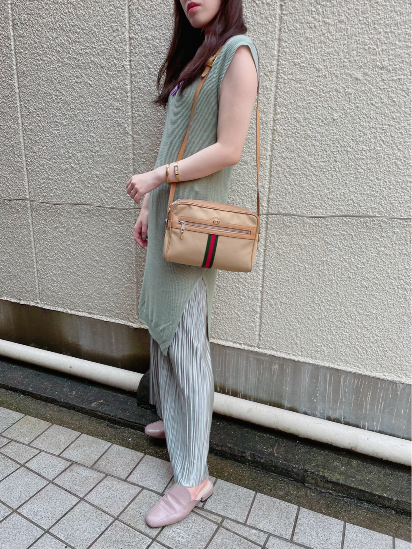 OLD Gucci　定番ショルダー縦シェリー（ベージュ・大）