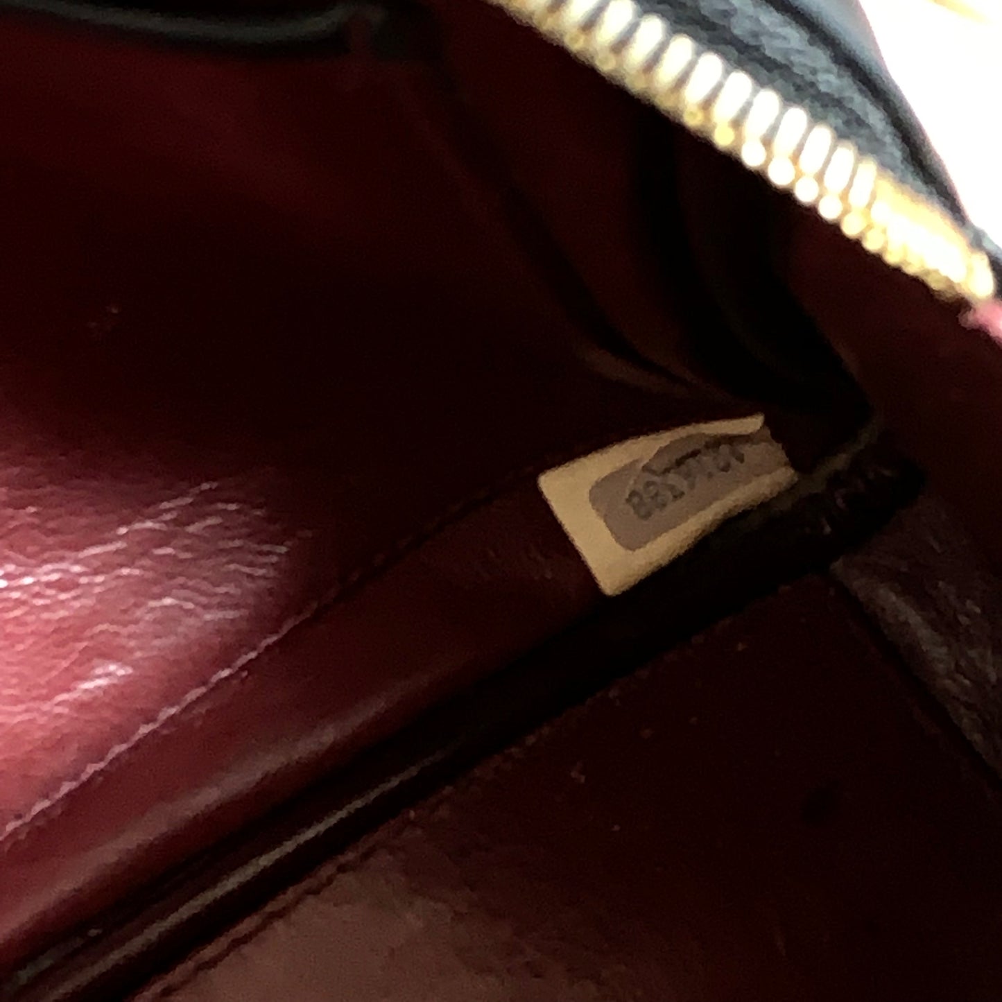 OLD CHANEL　マトラッセＷチェーンショルダー（黒）