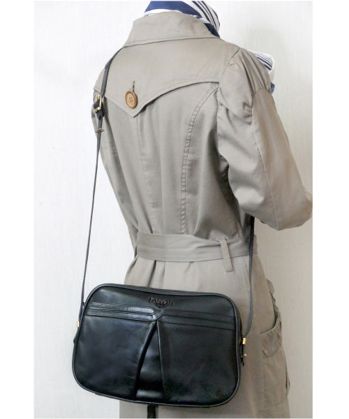 Lanvin 総革デザインポケットショルダー（黒）