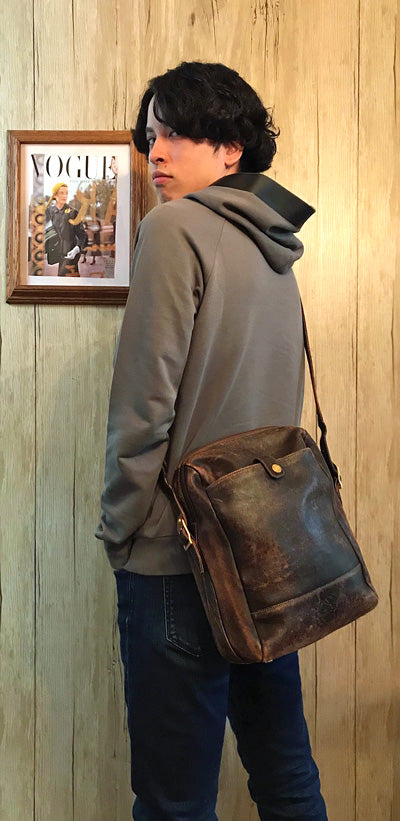 LOEWE　<訳あり>アンティーク加工ショルダー