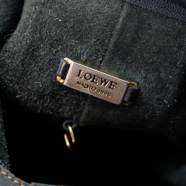 LOEWE　総革アントン バックパック(黒)