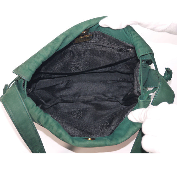 LOEWE アナグラムロゴ巾着デザインショルダー（緑・スエード）