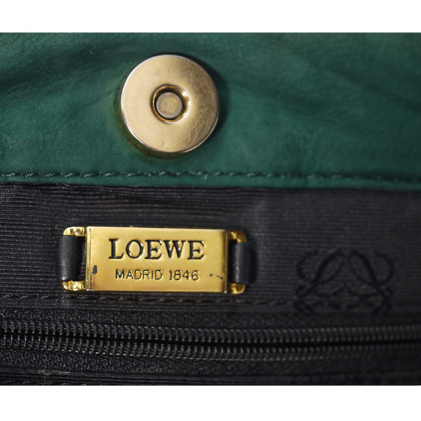 LOEWE アナグラムロゴ巾着デザインショルダー（緑・スエード）