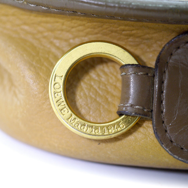 LOEWE　アナグラムロゴ レザーショルダー（黄）