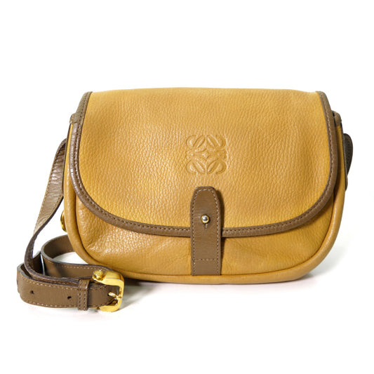 LOEWE　アナグラムロゴ レザーショルダー（黄）