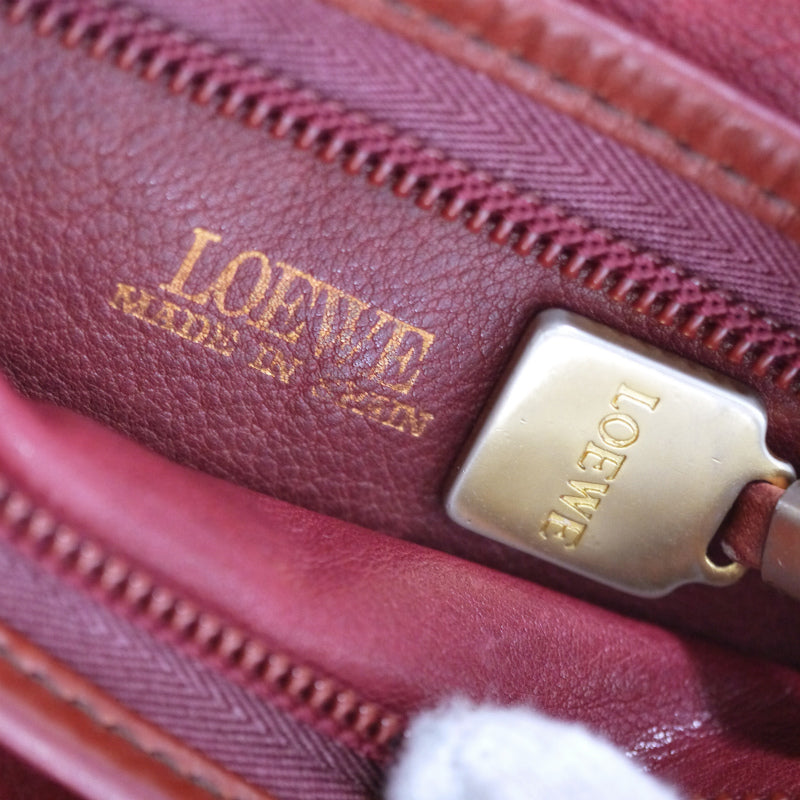 LOEWE　アナグラムロゴ スエードポシェット（ボルドー）