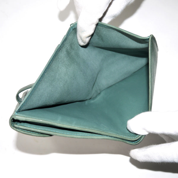 LOEWE　アナグラムロゴ ラム革折り財布（アースグリーン）