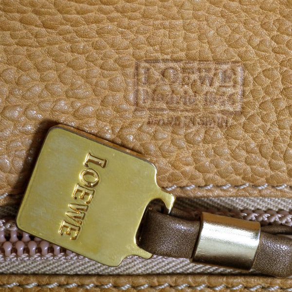 LOEWE　アマソナ32 ロゴボストンバッグ（茶）
