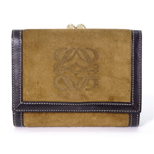 LOEWE　アナグラムロゴ スエードがま口折り財布（茶）
