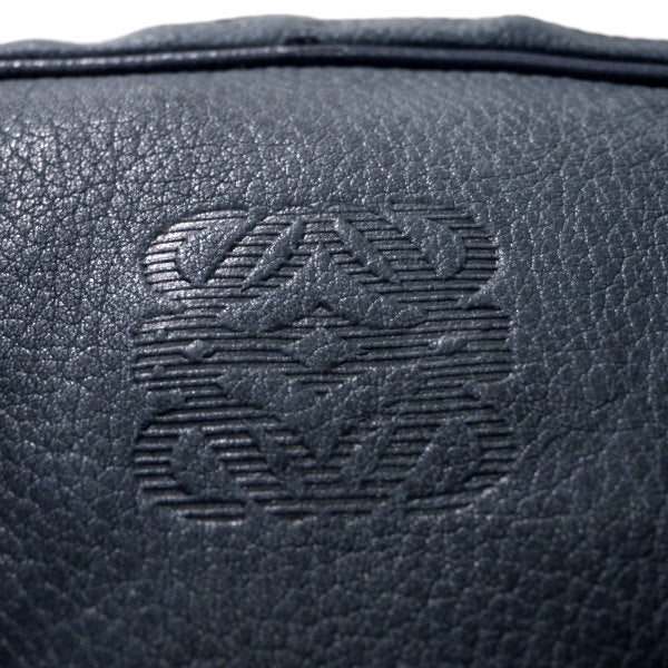 LOEWE　アナグラムロゴ総革ミニポシェット（紺）