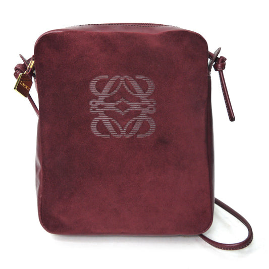 LOEWE　アナグラムロゴ スエード長方形ショルダー（ボルドー）