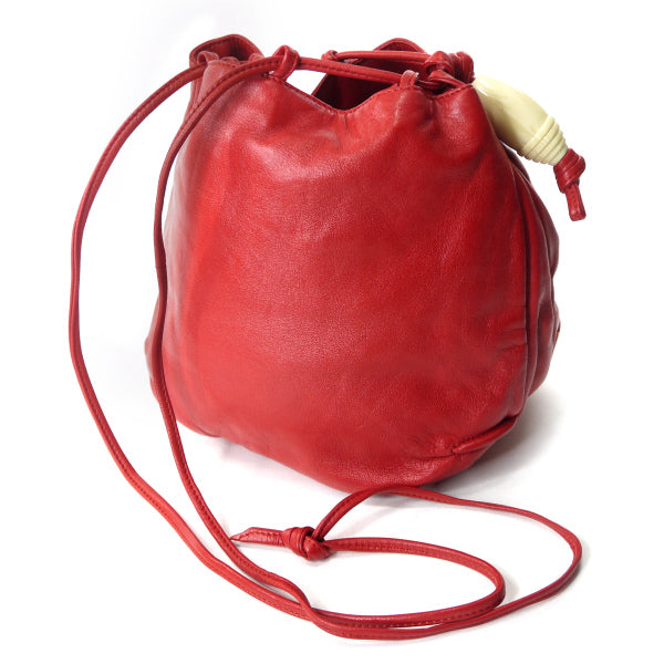LOEWE アナグラムロゴ巾着ナッパレザーショルダー（赤）