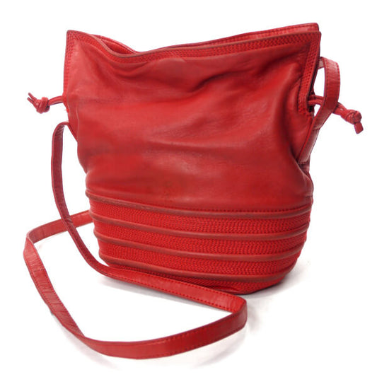 LOEWE ロゴライン巾着ナッパレザーショルダー（赤）