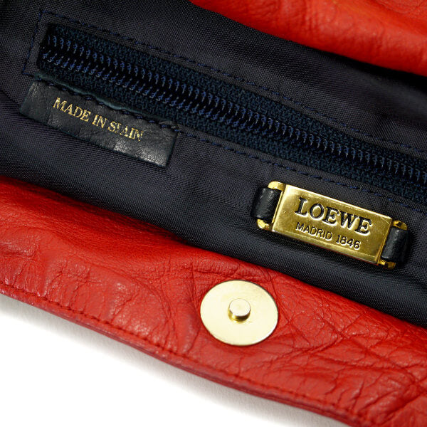 LOEWE ロゴライン巾着ナッパレザーショルダー（赤）