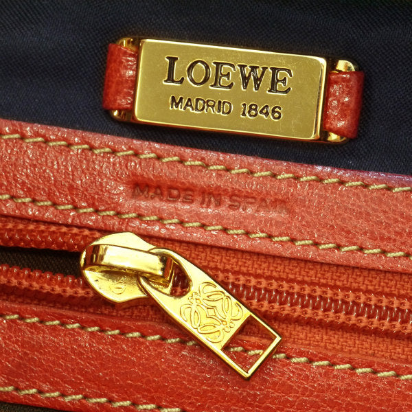 LOEWE　ベラスケス レザー大型ショルダー（赤）