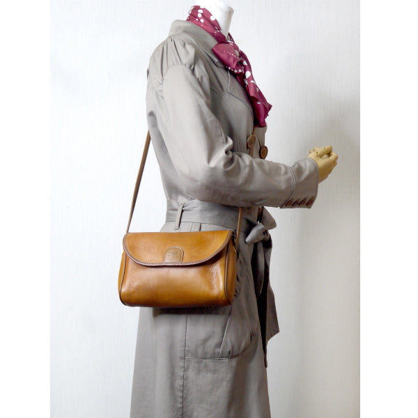 ENRIQUE LOEWE KNAPPE 総革ポシェットバッグ（茶）