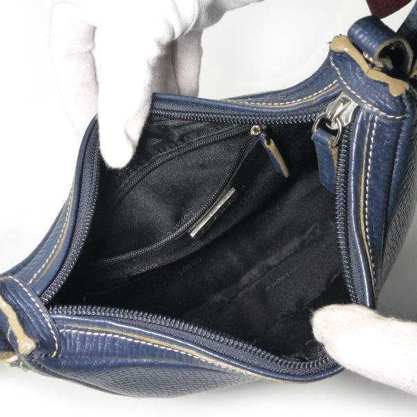 LOEWE　エンボスロゴ ステッチレザー半円ショルダー（紺）