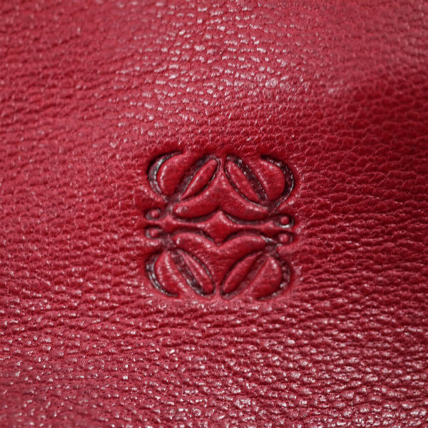 LOEWE　アナグラムロゴ総革ミニポーチ（赤）